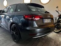 Usado Audi A3 S-Line 116 CV (85 kW) 2019 Gris Berlina