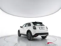 Usata Fiat 600 145 CV (106 kW) 2025 Bianco SUV