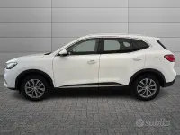 Usata MG HS Comfort 162 CV (119 kW) 2023 Bianco SUV