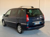 Usata Peugeot 807 2011 Blu Monovolume