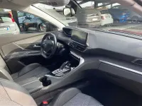 Usata Peugeot 5008 Allure 180 CV (132 kW) 2022 Marrone SUV