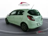 Usata Opel Corsa 86 CV (63 kW) 2011 Bianco Utilitaria