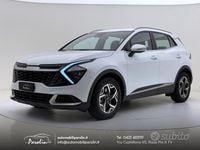 Usata Kia Sportage 136 CV (100 kW) 2023 Bianco / pastello SUV