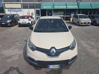 Usata Renault Captur Iconic 110 CV (80 kW) 2016 Beige SUV