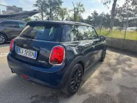 Käytetty Mini Cooper D 116 HP (85 kW) 2020 Sininen Viistoperä