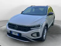 Usata VW T-Roc Life 110 CV (80 kW) 2024 Beige SUV