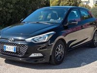 Usata Hyundai i20 Blackline 73 CV (53 kW) 2018 Nero Berlina