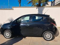 Usata Lancia Ypsilon Platinum 69 CV (50 kW) 2017 Nero Utilitaria