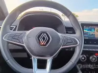 Usata Renault Clio V 90 CV (66 kW) 2024 Grigio Berlina