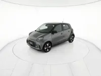 Usata Smart ForFour Electric Drive Passion 60 kW (82 CV) 2022 Grigio Berlina