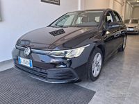 Usata VW Golf VIII Life 116 CV (85 kW) 2022 Nero Berlina