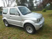 Second-hand Suzuki Jimny 86 CP (63 kW) 2008 Argintiu SUV