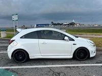 Usata Opel Corsa OPC 240 CV (176 kW) 2010 Bianco Utilitaria