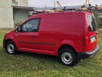 Usata VW Caddy 122 CV (89 kW) 2016 Rosso Monovolume