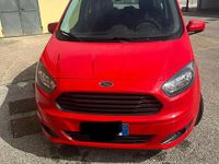 Usata Ford Tourneo Courier 75 CV (55 kW) 2017 Rosso Monovolume