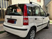 Usata Fiat Panda Emotion 75 CV (55 kW) 2011 Bianco Utilitaria