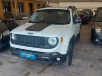 Usata Jeep Renegade Trailhawk 170 CV (125 kW) 2016 Bianco SUV