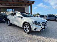 Usata Mercedes GLA200 136 CV (100 kW) 2018 Bianco SUV