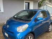 Usata Toyota iQ 2010 Blu Utilitaria