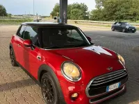Usata Mini Cooper D 116 CV (85 kW) 2016 Rosso Utilitaria