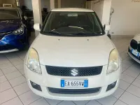 Usata Suzuki Swift GL 91 CV (66 kW) 2010 Bianco Utilitaria