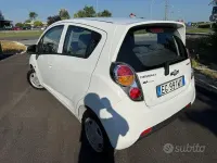Usata Chevrolet Spark LS 68 CV (50 kW) 2011 Bianco Utilitaria