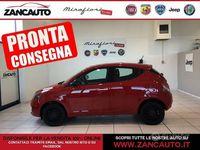 Usata Lancia Ypsilon Silver 70 CV (51 kW) 2022 Rosso Utilitaria