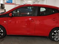 Usata Toyota Aygo 72 CV (52 kW) 2019 Rosso Utilitaria