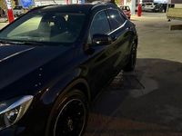 Usata Mercedes GLA200 Premium 136 CV (100 kW) 2015 Nero SUV