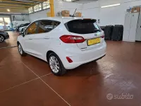 Usata Ford Fiesta Vignale 85 CV (62 kW) 2017 Bianco Utilitaria