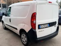 Usata Fiat Doblò Trekking 105 CV (77 kW) 2021 Bianco Monovolume
