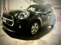 Usata Mini ONE 102 CV (75 kW) 2018 Nero Utilitaria