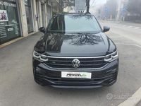 Usata VW Tiguan R-line 150 CV (110 kW) 2023 Nero SUV