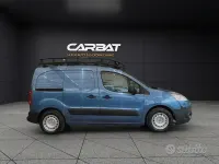 Usata Peugeot Partner 90 CV (66 kW) 2011 Bluazzurro Monovolume
