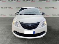 Usata Lancia Ypsilon Silver 69 CV (50 kW) 2023 Bianco Utilitaria
