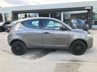 Usata Lancia Ypsilon 84 CV (61 kW) 2020 Grigio Utilitaria