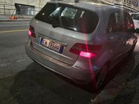 Usata Mercedes B180 Premium 2011 Grigio Monovolume