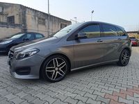 Usata Mercedes B200 136 CV (100 kW) 2016 Grigio Monovolume