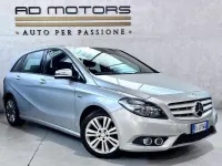 Usata Mercedes B180 122 CV (89 kW) 2012 Argento Utilitaria