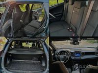 Usata Toyota RAV4 Hybrid 155 CV (114 kW) 2018 Blu/azzurro SUV