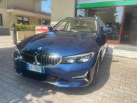 Usata BMW 316 Luxury Line 122 CV (89 kW) 2021 Blu Station wagon