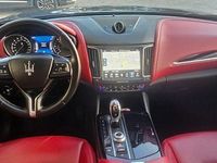 Usata Maserati Levante GranLusso 275 CV (202 kW) 2018 Nero SUV