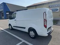 Usata Ford Transit Custom Trend 129 CV (94 kW) 2023 Frozen white Furgone