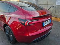 Usata Tesla Model 3 235 kW (320 CV) 2024 Rosso Berlina