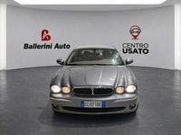 Usata Jaguar X-type Executive 196 CV (144 kW) 2003 Grigio Berlina