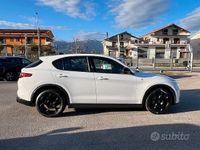 Usata Alfa Romeo Stelvio Ti 210 CV (154 kW) 2022 Bianco SUV