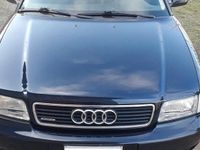 Usata Audi A4 125 CV (91 kW) 1997 Blu Station wagon