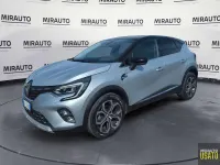 Usata Renault Captur Techno 101 CV (74 kW) 2023 Argento SUV