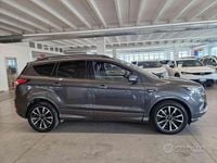 Usata Ford Kuga ST 120 CV (88 kW) 2020 Grigio SUV