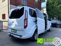 Usata Ford Tourneo 131 CV (96 kW) 2019 Bianco Monovolume